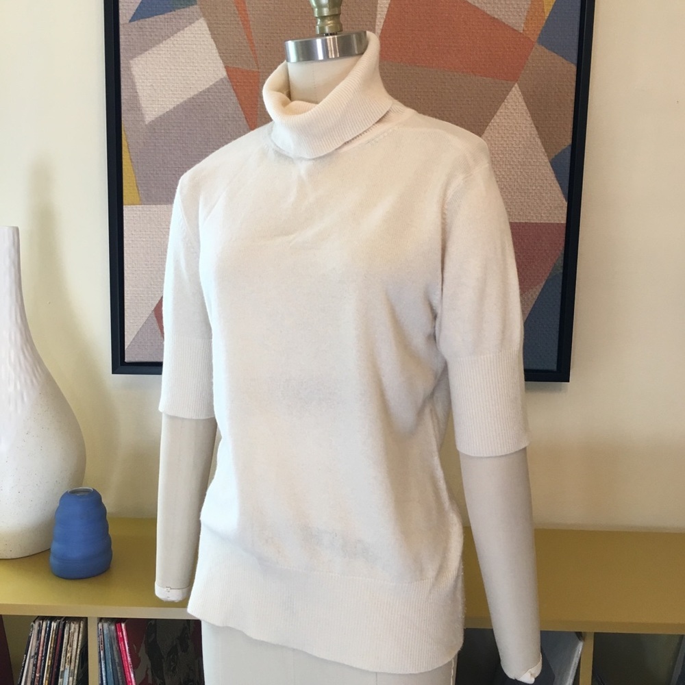 Neiman Marcus Cashmere Sweater